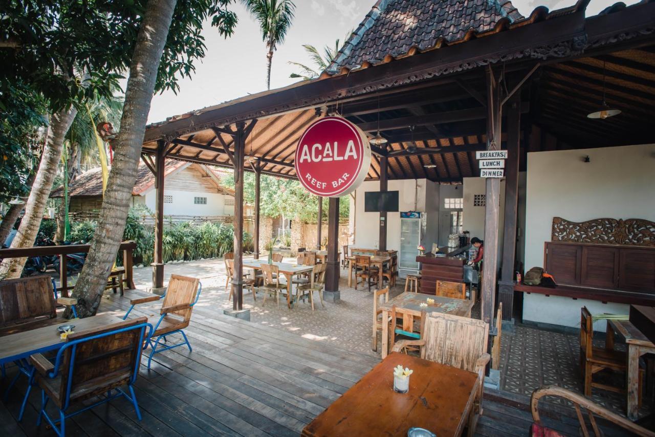 Acala Hostel & Reef Bar Toyapakeh Экстерьер фото