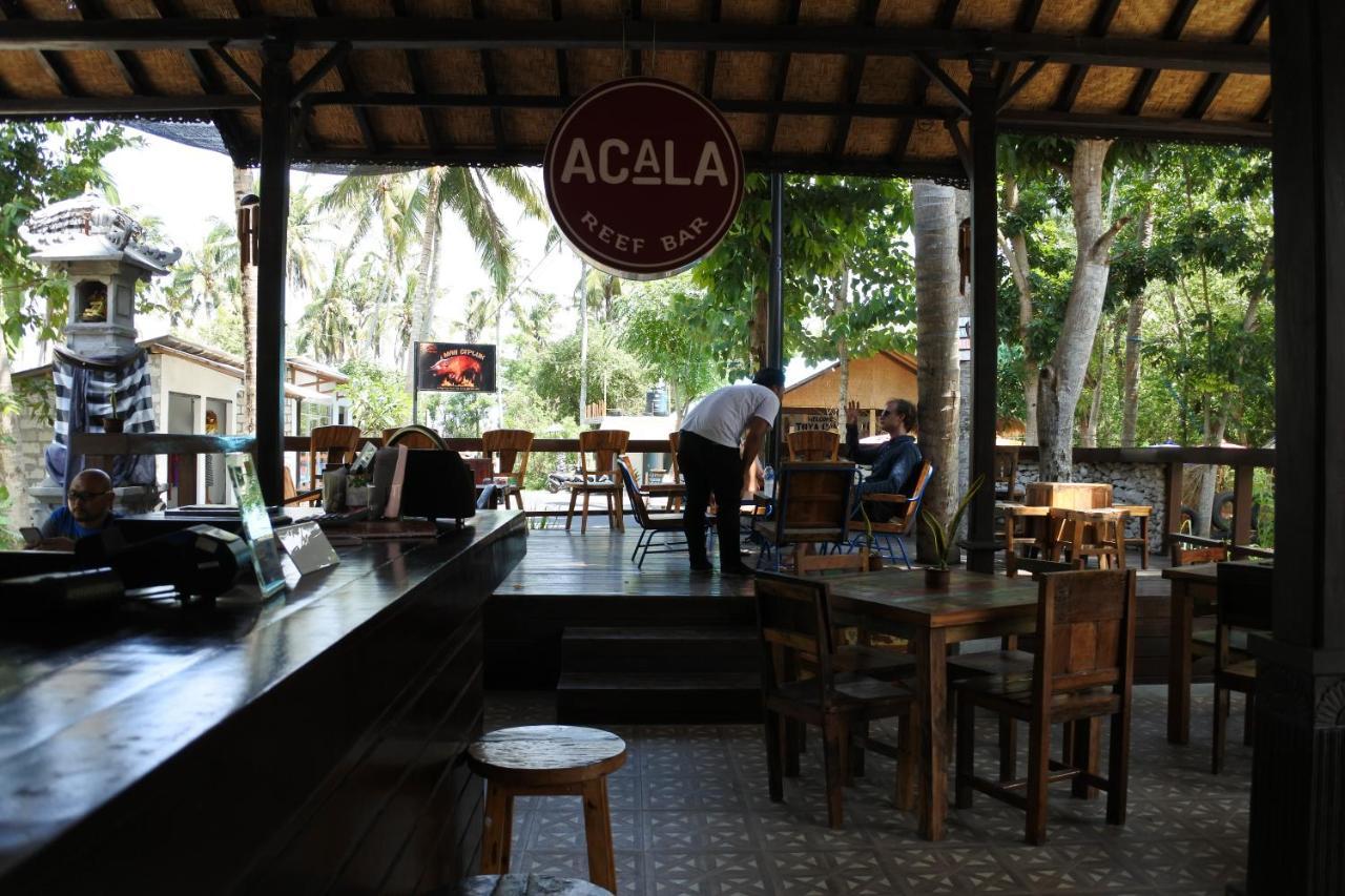 Acala Hostel & Reef Bar Toyapakeh Экстерьер фото