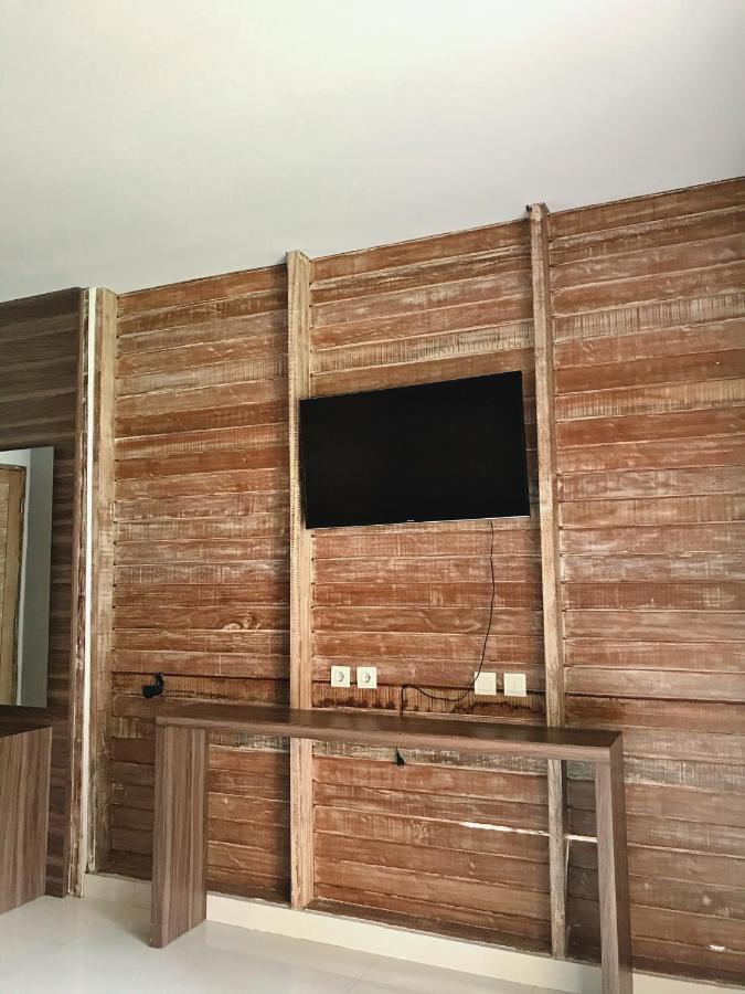 Acala Hostel & Reef Bar Toyapakeh Экстерьер фото