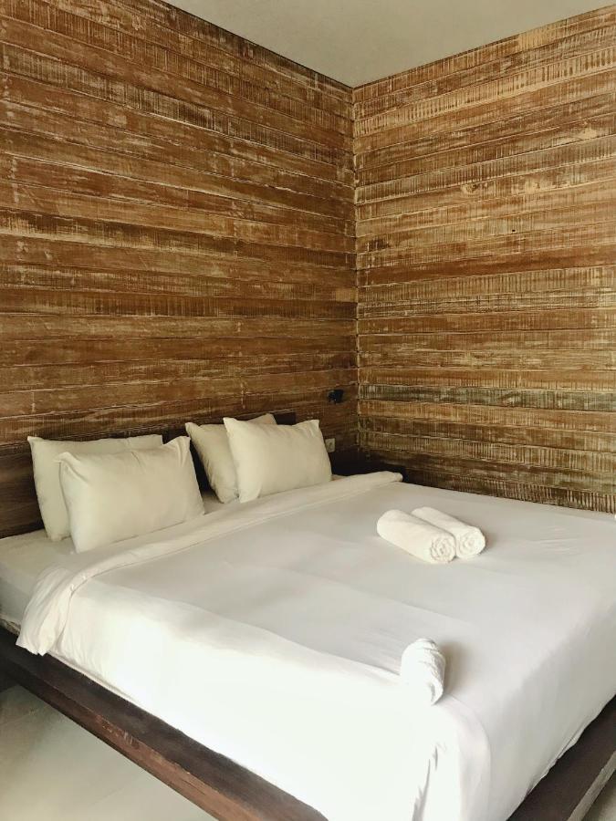 Acala Hostel & Reef Bar Toyapakeh Экстерьер фото